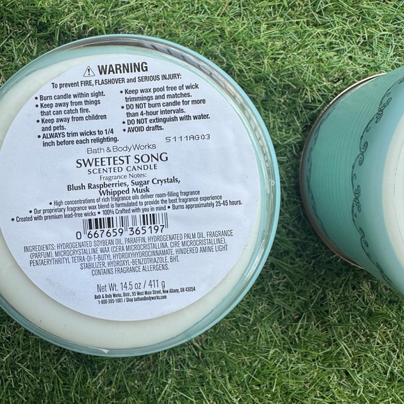 2 Sweetest song 3 wick candles - Picture 2 of 2